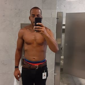 Meet your Posher, Smith